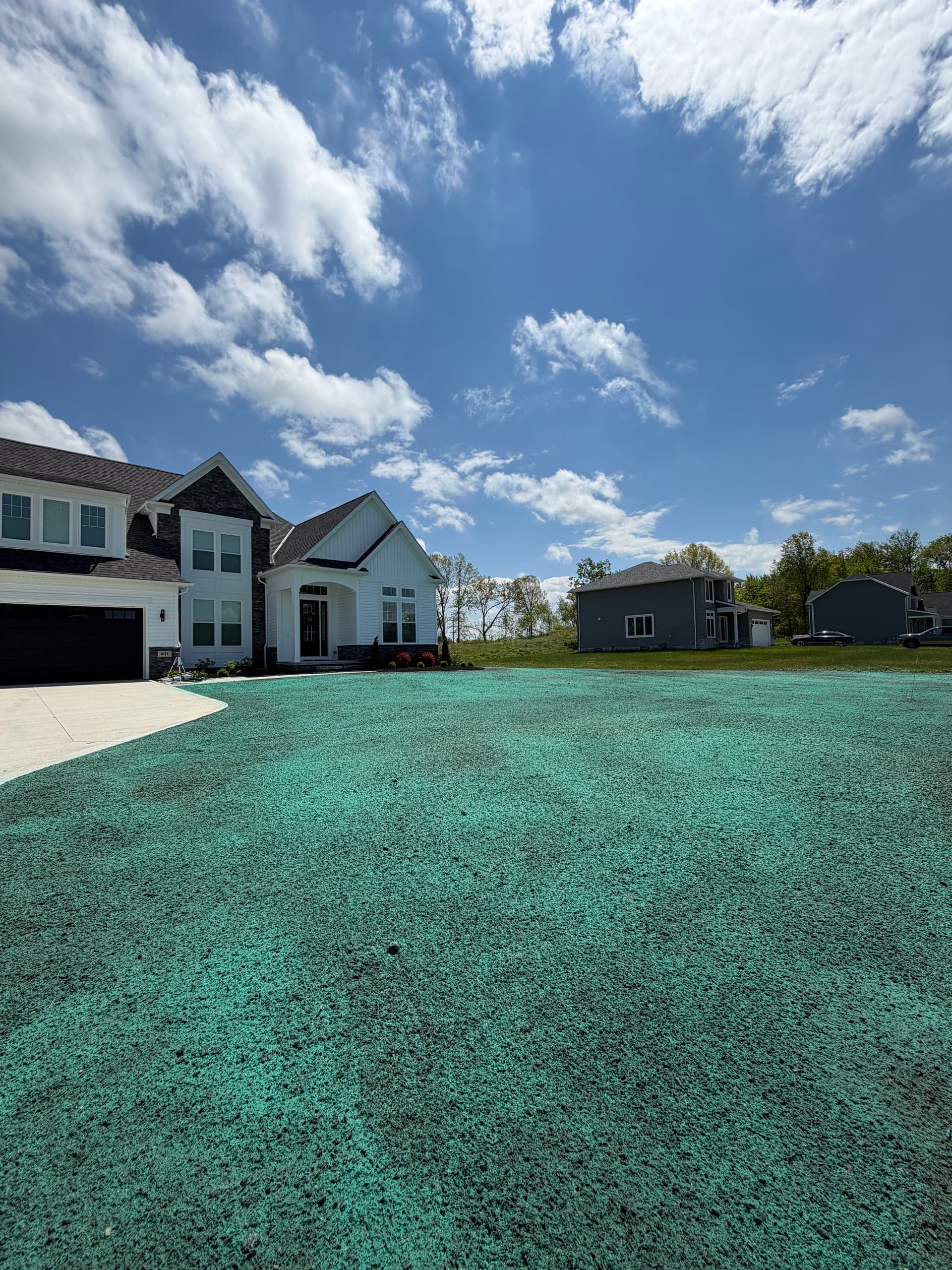 Gallery photos for New Construction Hydroseed and Flower Bed Install Done Right: Image #3